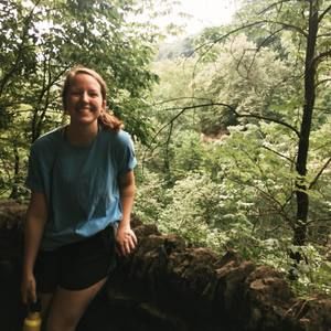 Meet your Posher, Alivia